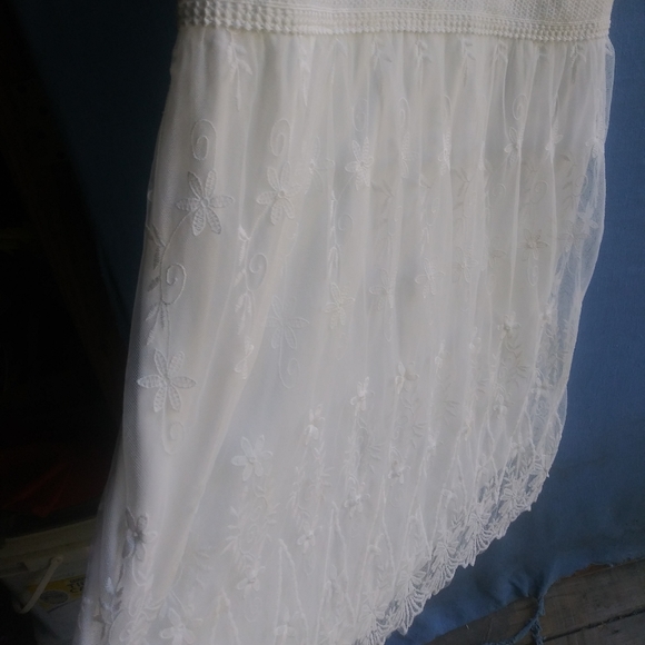 Unbranded Plus Size XXL White Floral Lace Layered Knee Length Dress - Picture 3 of 6